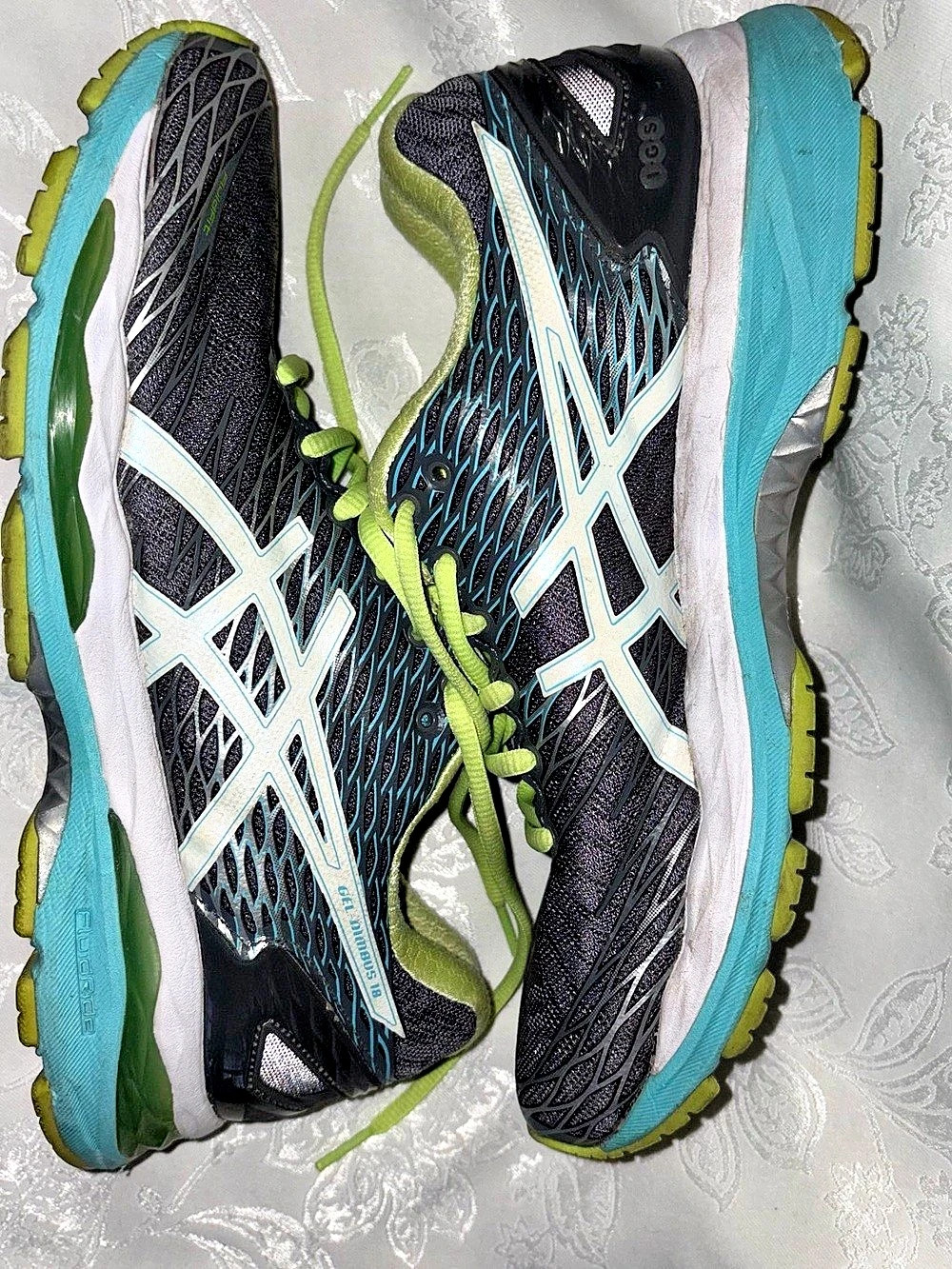 ASICS GEL-Nimbus 18 Women’s Running Shoes Black Lime Green 9.5